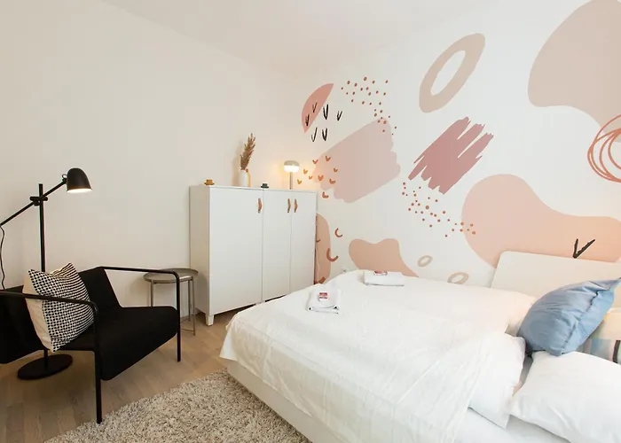 Waterfront Free Private Parking Apartament Budapesta