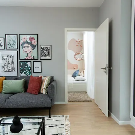 Waterfront Free Private Parking Budapest